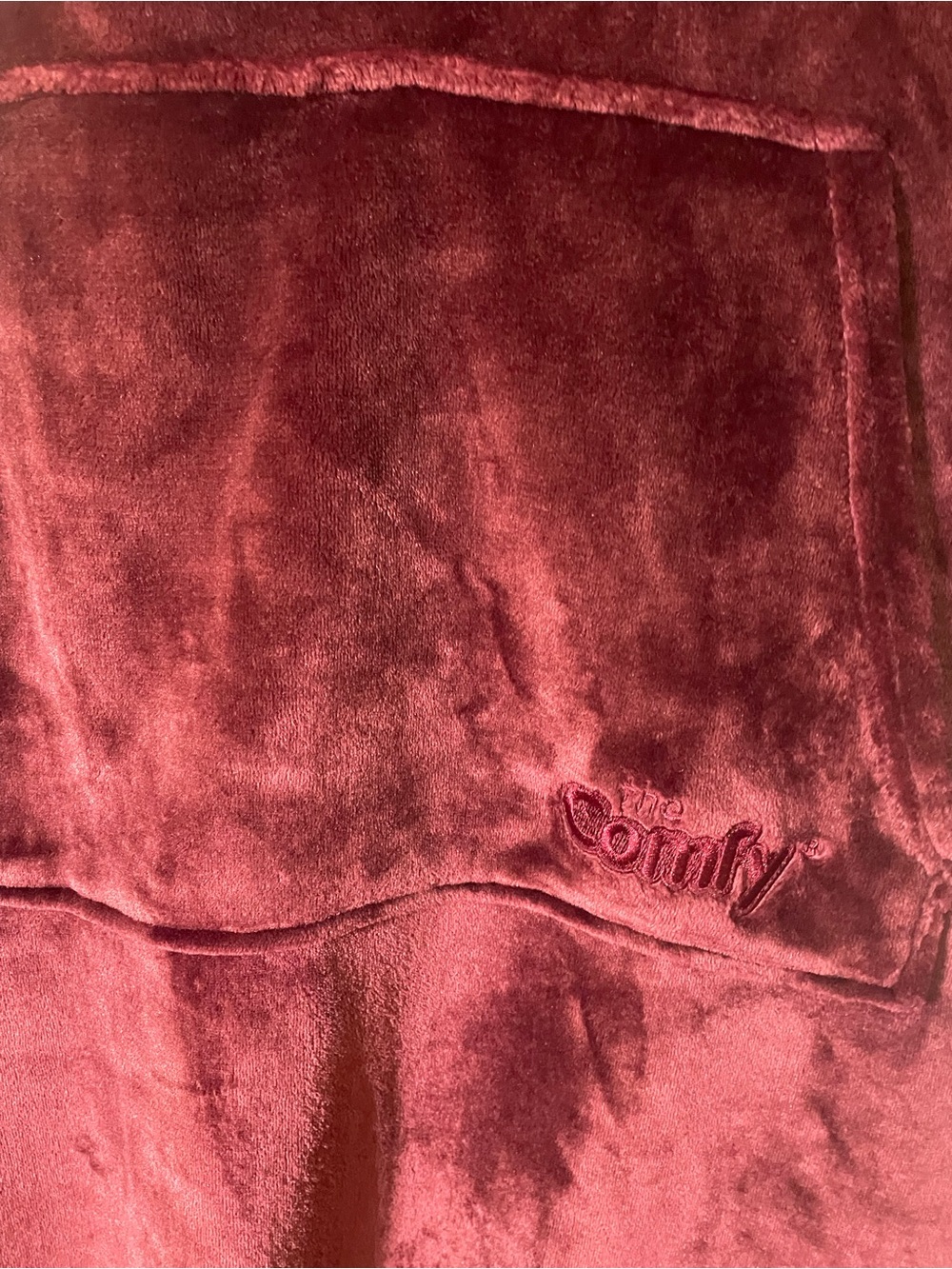 Cozy Plush Hooded Robe Poncho in Burgundy - Picture 4 of 9